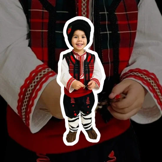 Bulgarian Costumes Стилизиран костюм - Червено каре